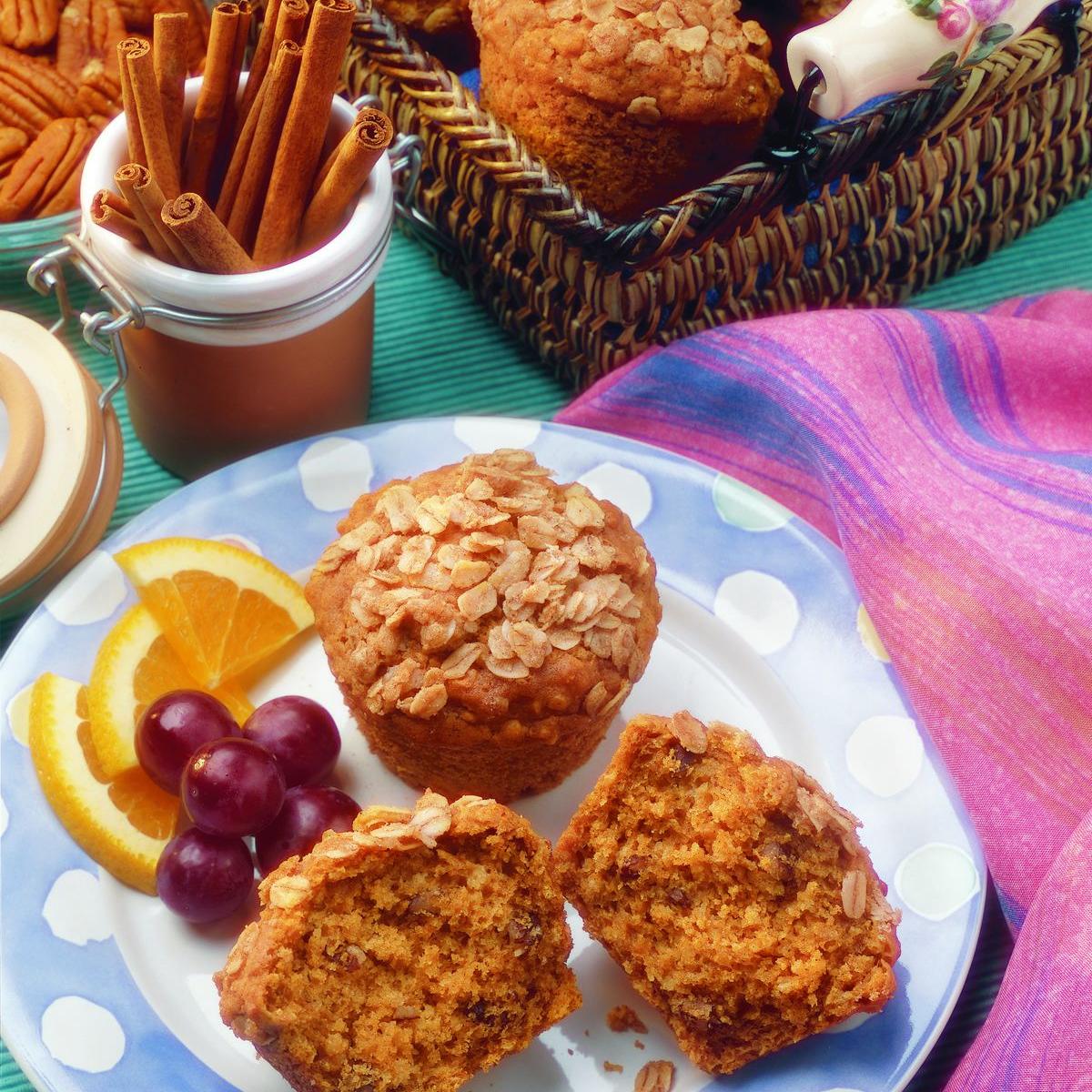 Pumpkin Oat Streusel Muffins