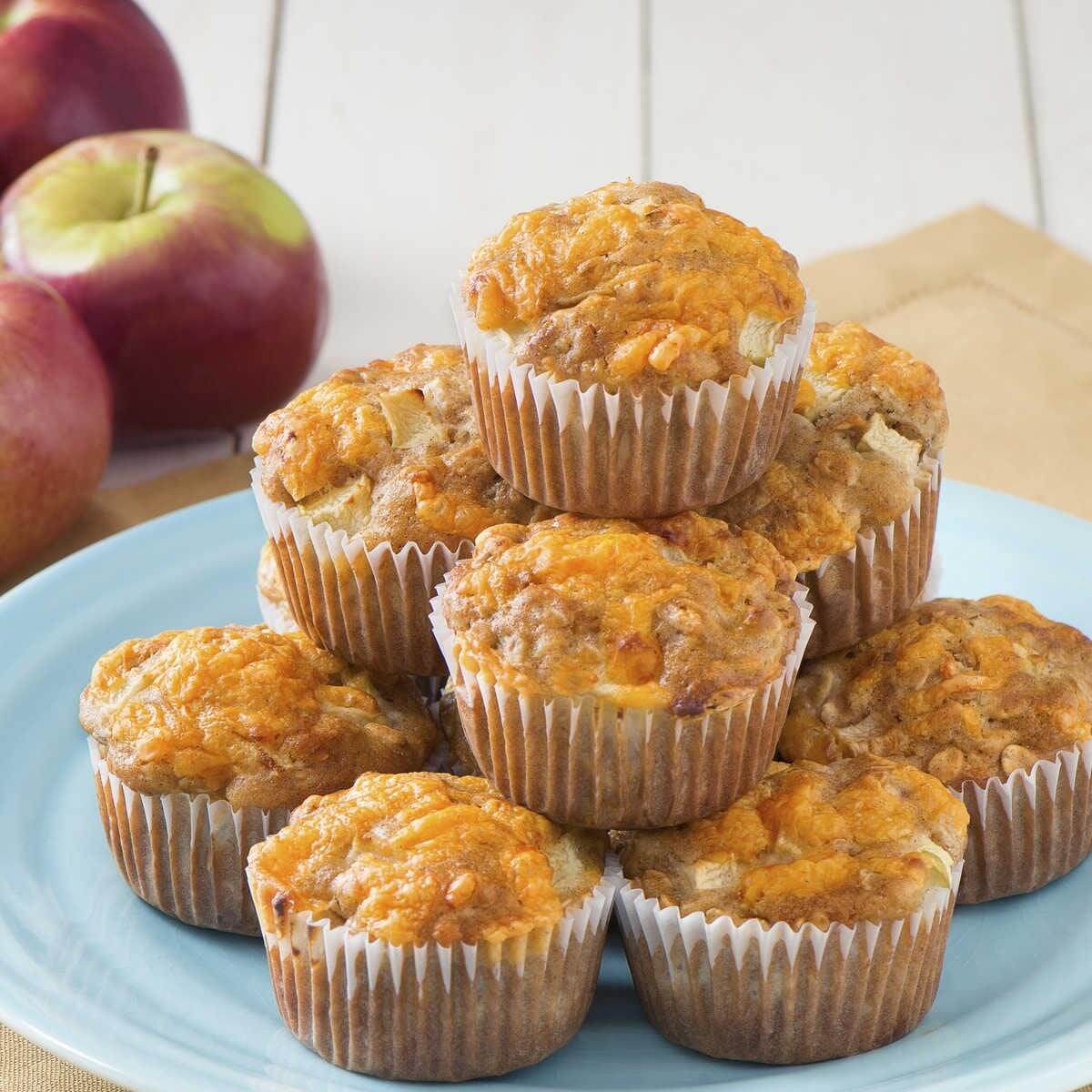 Apple 'N Cheddar Oatmeal Muffins
