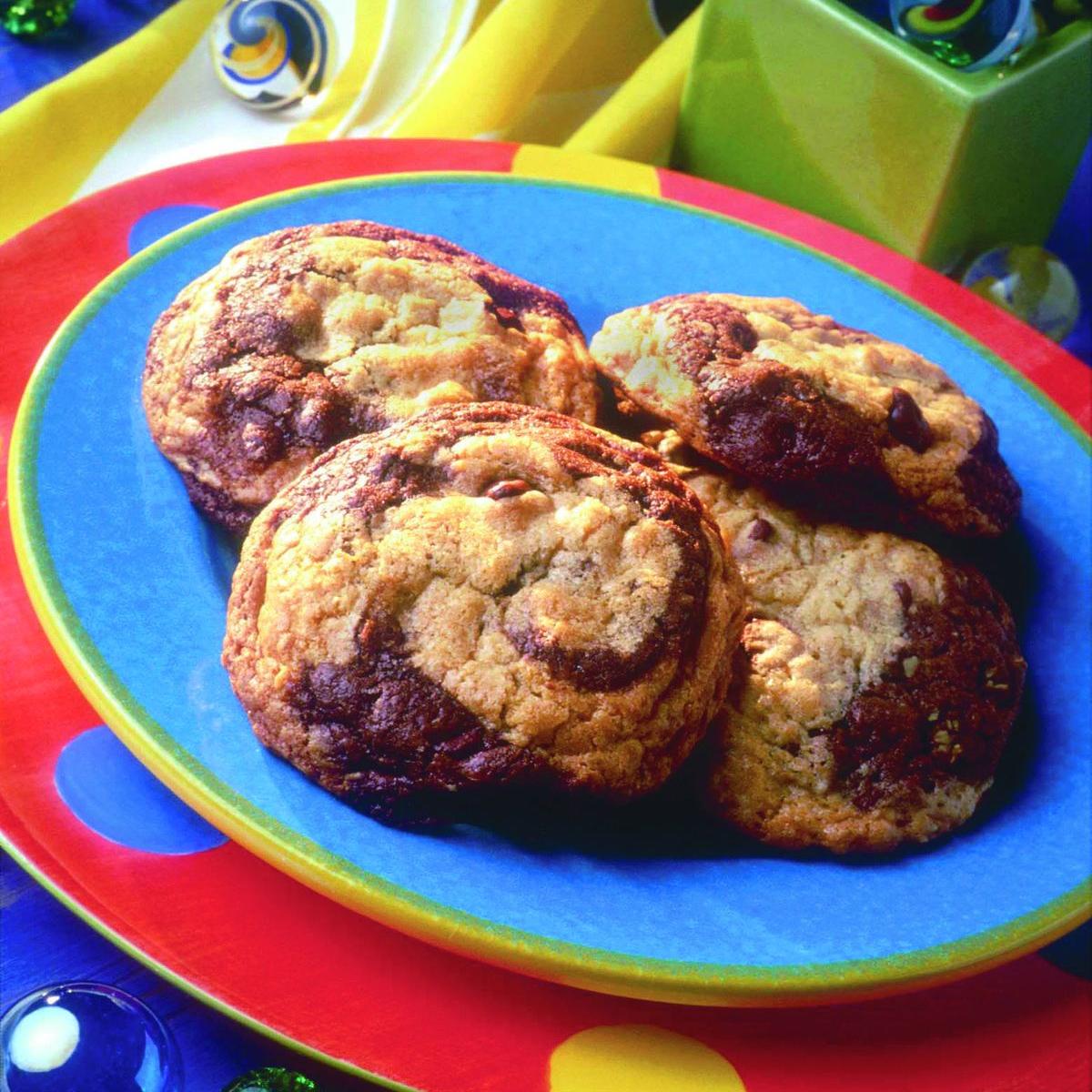 Marbled Chocolate Chip Oatmeal Cookies