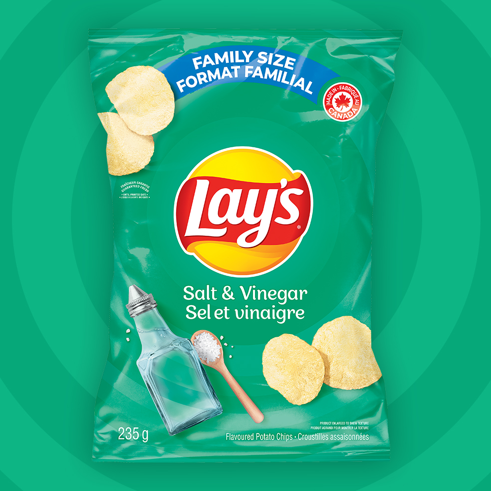 LAY'S<sup>®</sup> Salt & Vinegar Flavoured Potato Chips