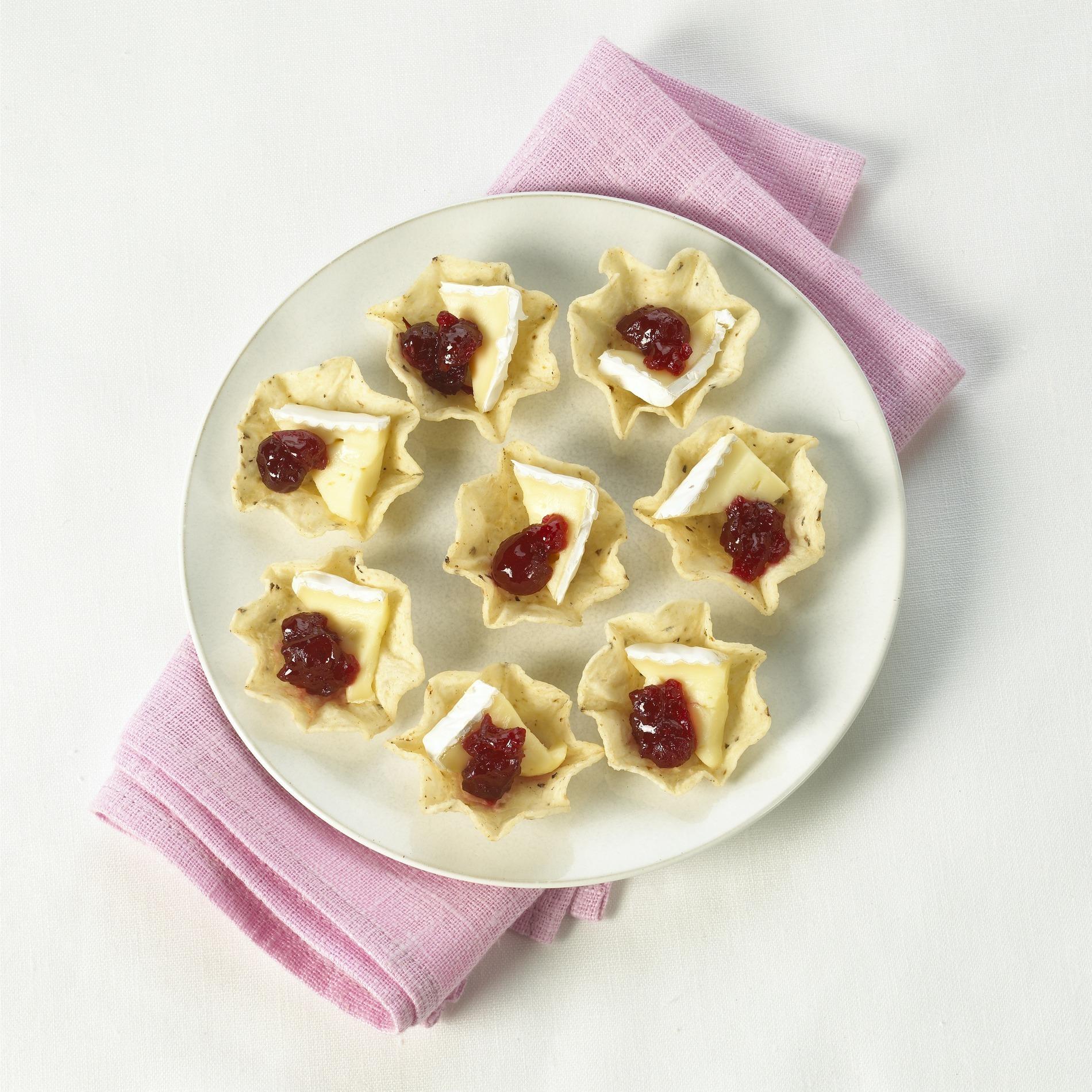 Bouchées de brie et canneberges