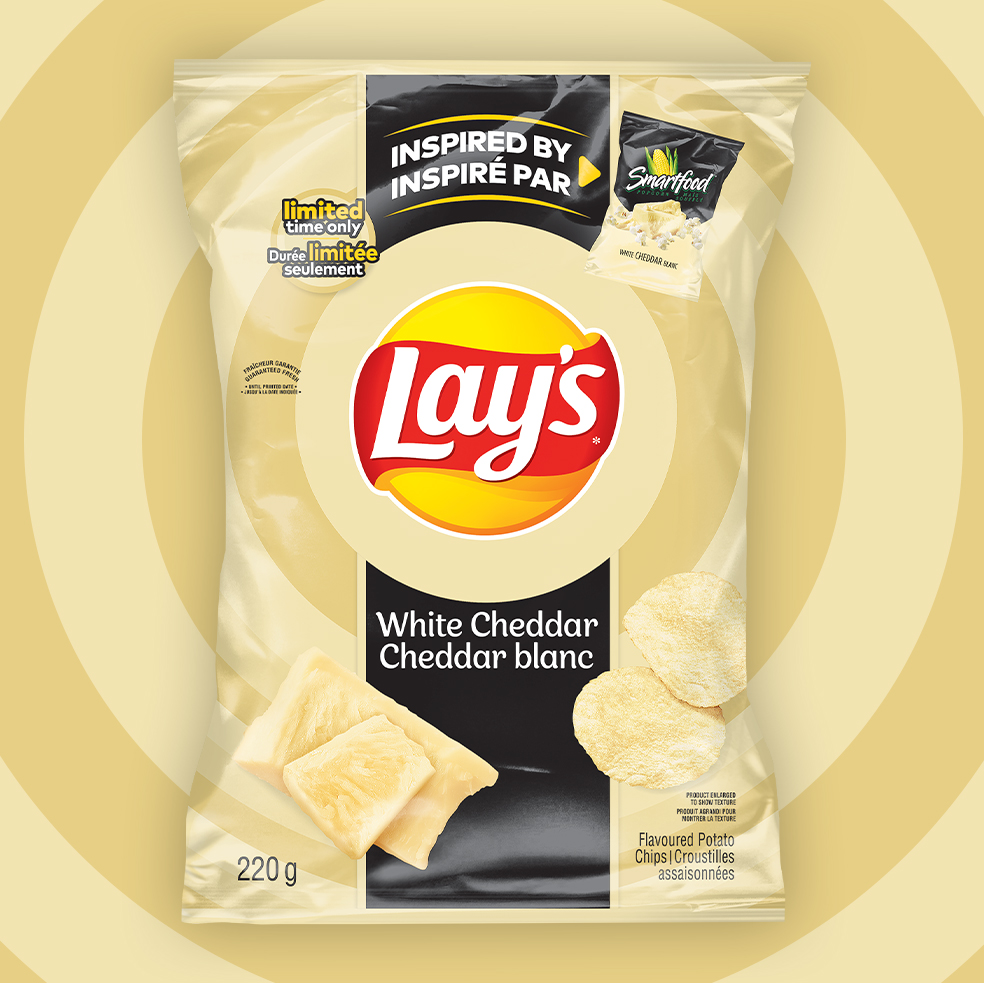 Lay’s<sup>®</sup> White Cheddar Flavoured Potato Chips
