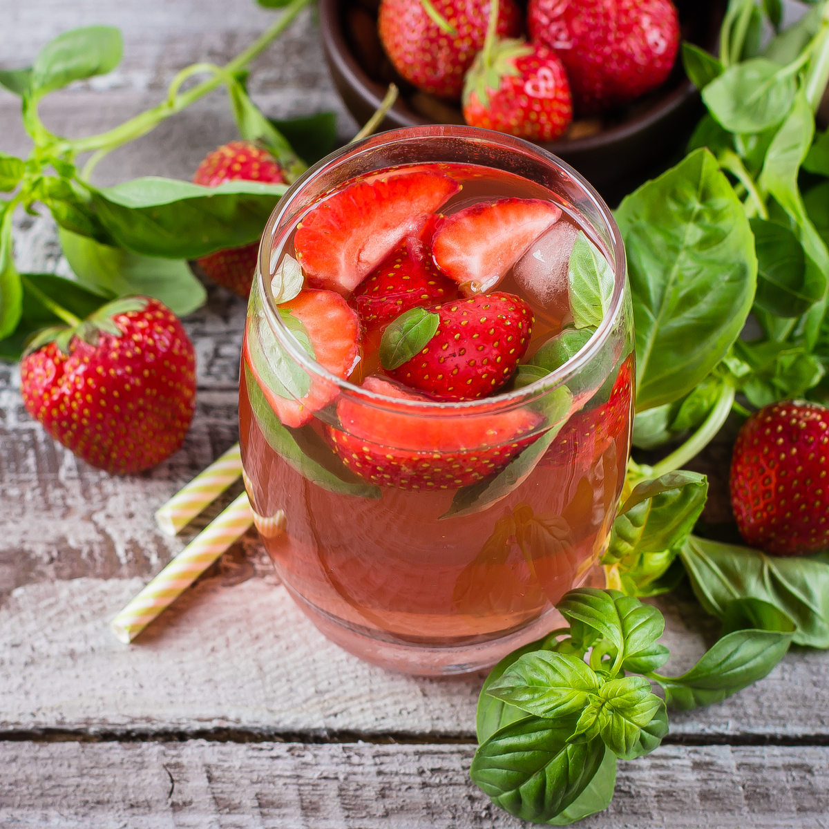 Dole<sup>®</sup> Berry Fresh Mocktail