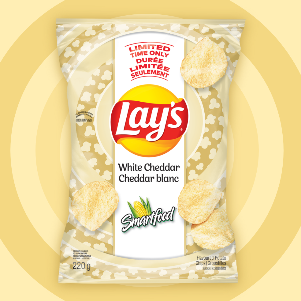 Lay's® White Cheddar Flavoured Potato Chips