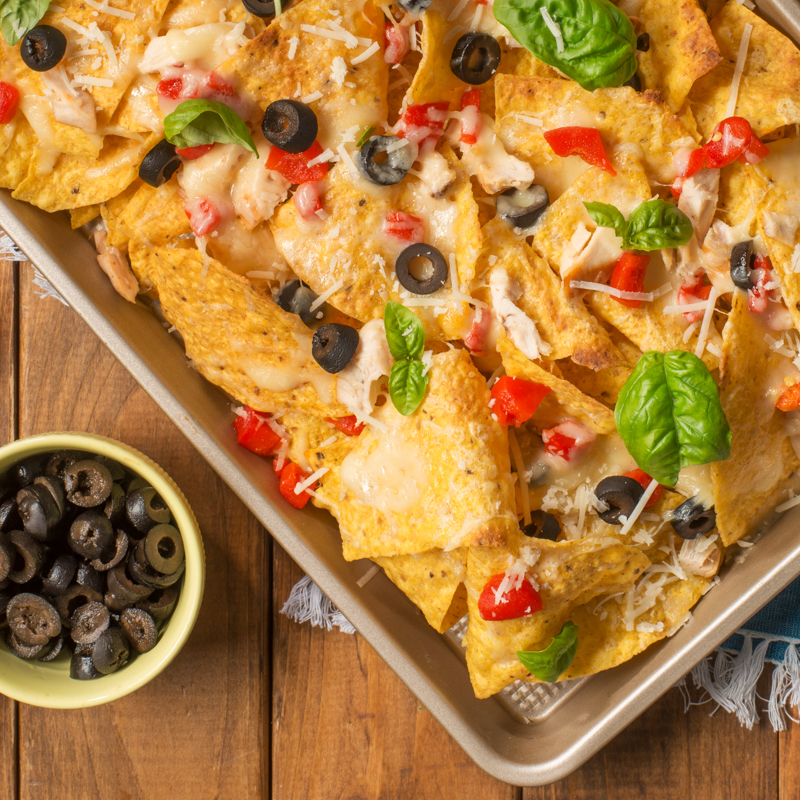 Nachos au poulet à la méditerranéenne    