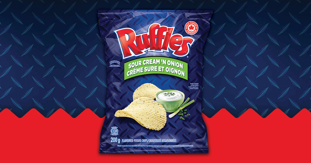 RUFFLES Sour Cream 'n Onion Simulated Flavour Potato Chips