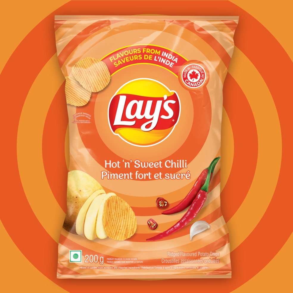 LAY’S® Hot 'n' Sweet Chilli Ridged Flavoured Potato Chips