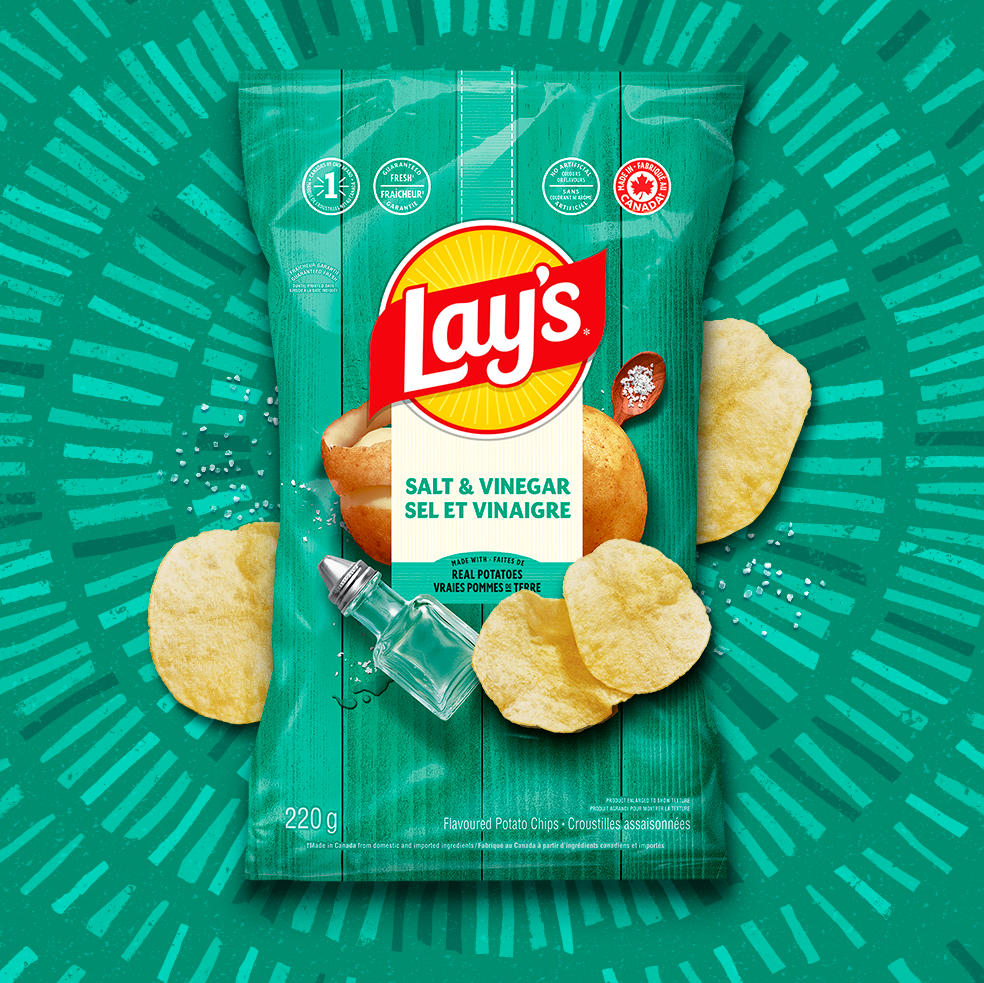 LAY'S® Salt & Vinegar Flavoured Potato Chips