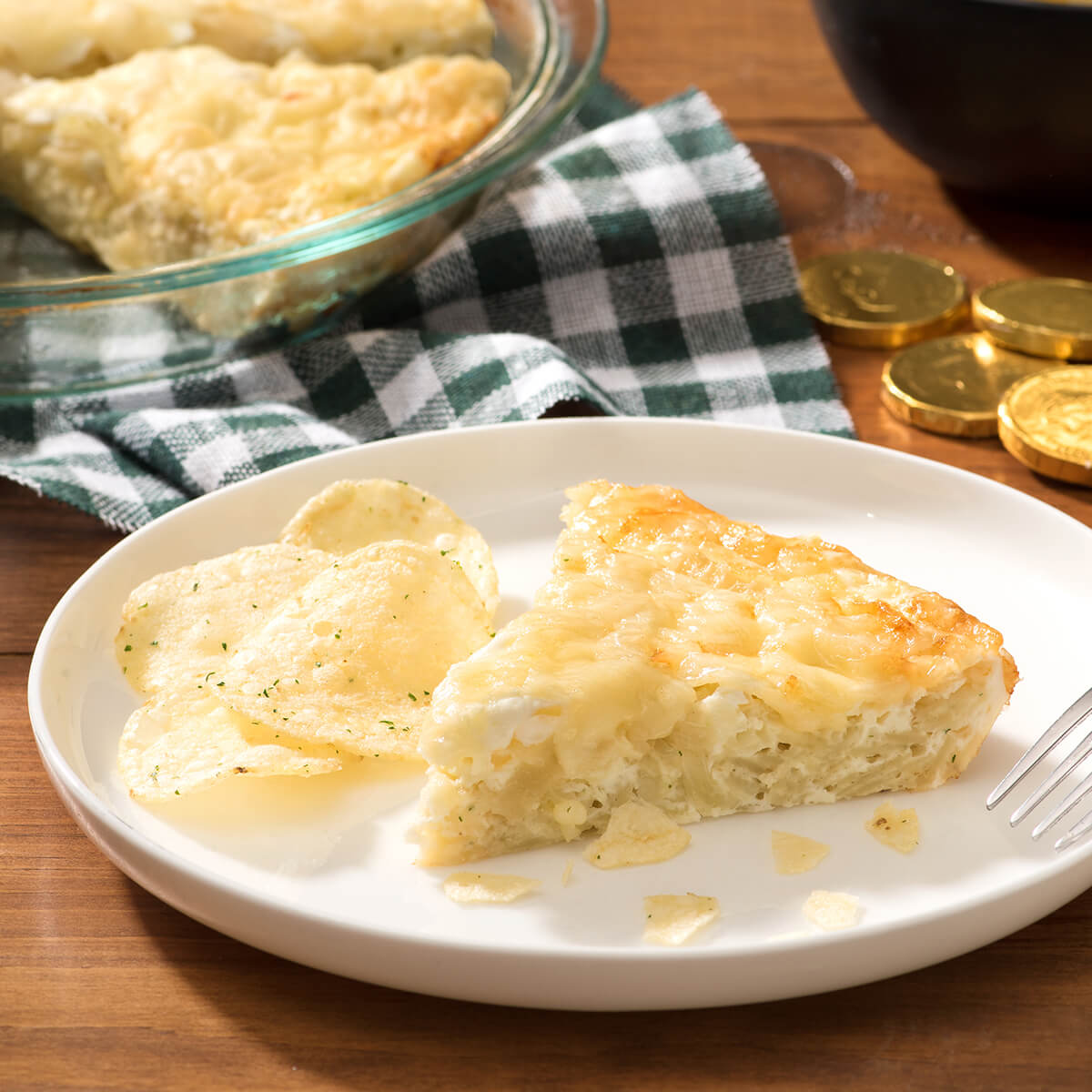 LAY’S<sup>®</sup> Sour Cream And Onion Pie